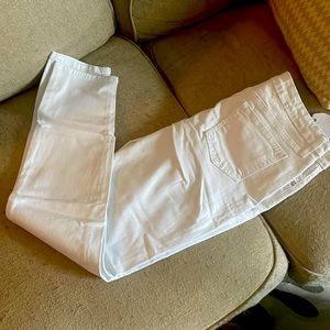 White skinny jeans